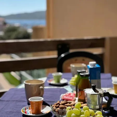Marlena Trilocale 5 Min Dal Mare Con Parcheggio Privato Apartament La Maddalena (Sassari)